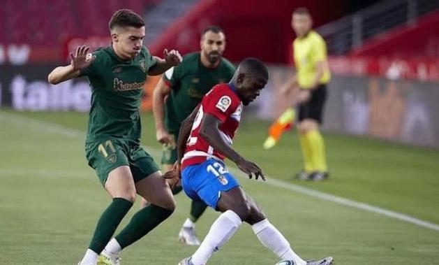 皮亚斯特里曝光英国站细节 被罚后要求诺里斯让还位置遭车队拒绝